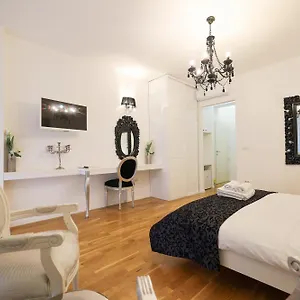 4* Vendégház Tinel Superior